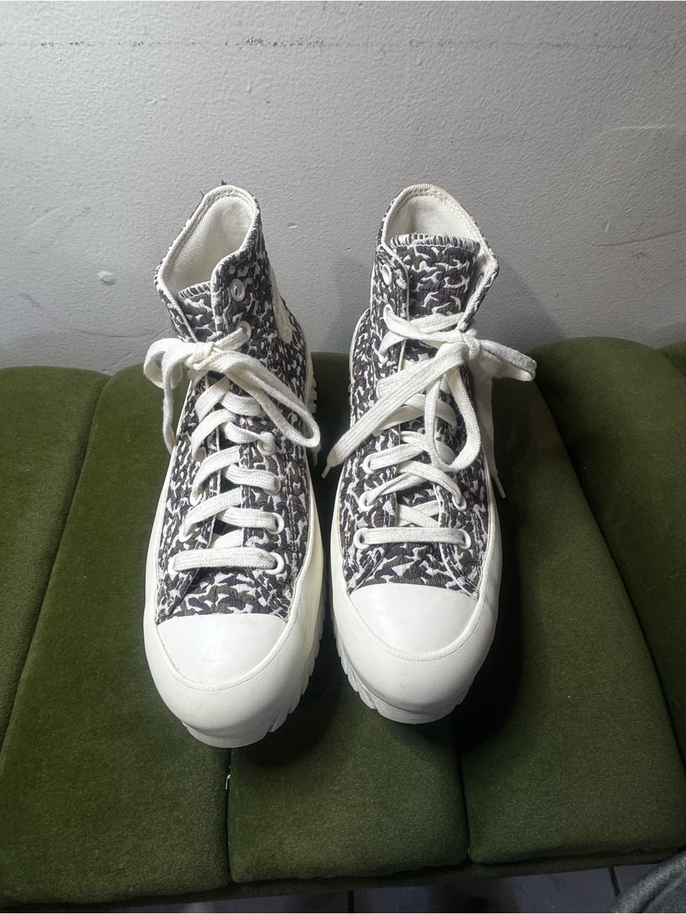 Converse Chuck Taylor All Star Lugged 2.0 Jacquard Converse size 8 1/2 - Picture 4 of 10